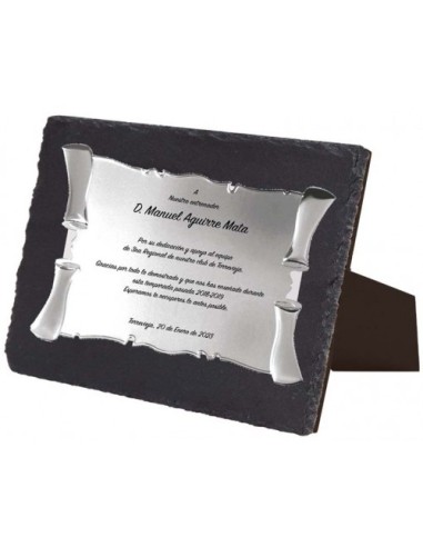 (129) PLACA HOMENAJE CON SOPORTE PIZARRA 21 x 17 cm
