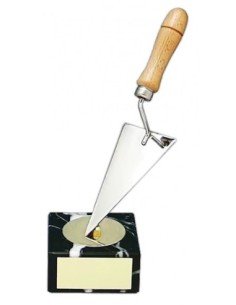 (282) TROFEO SOLDART ALBAÑIL 19 cm