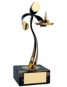 (283) TROFEO SOLDART CAMARERO 21 cm