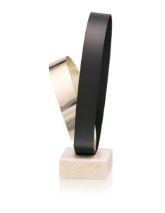 (296) TROFEO SOLDART ALEGORICO 22 cm