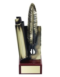 (301) TROFEO SOLDART LITERATURA 23 cm
