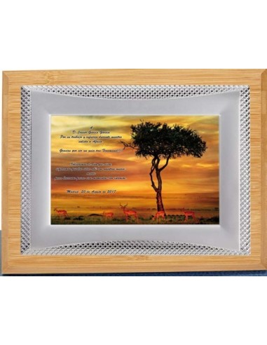 (132) PLACA HOMENAJE CON MADERA BAMBU 24 x 19 cm