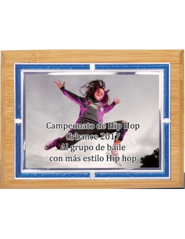 (133) PLACA HOMENAJE MADERA BAMBU 21 x 17 cm