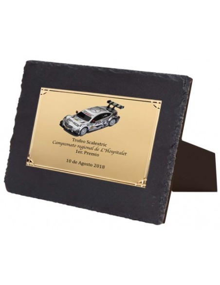(136) PLACA HOMENAJE CON SOPORTE PIZARRA 21 x 17 cm