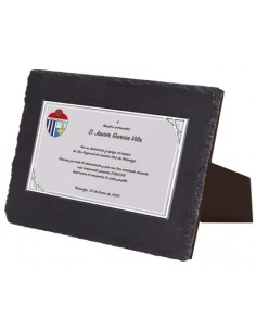 (137) PLACA HOMENAJE CON SOPORTE PIZARRA 21 x 17 cm
