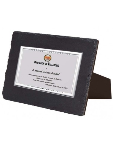(139) PLACA HOMENAJE CON SOPORTE PIZARRA 21 x 17 cm