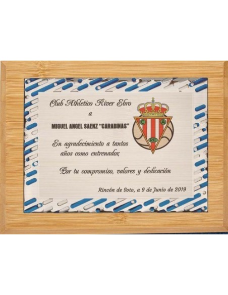 (139) PLACA HOMENAJE CON MADERA BAMBU 21 x 17 cm