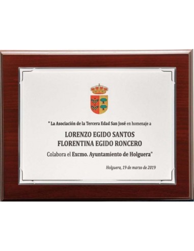 (140) PLACA HOMENAJE CON MADERA PREMIUM 21 x 17 cm