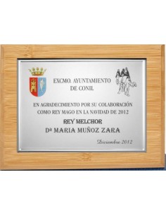(141) PLACA HOMENAJE CON MADERA BAMBU 21 x 17 cm